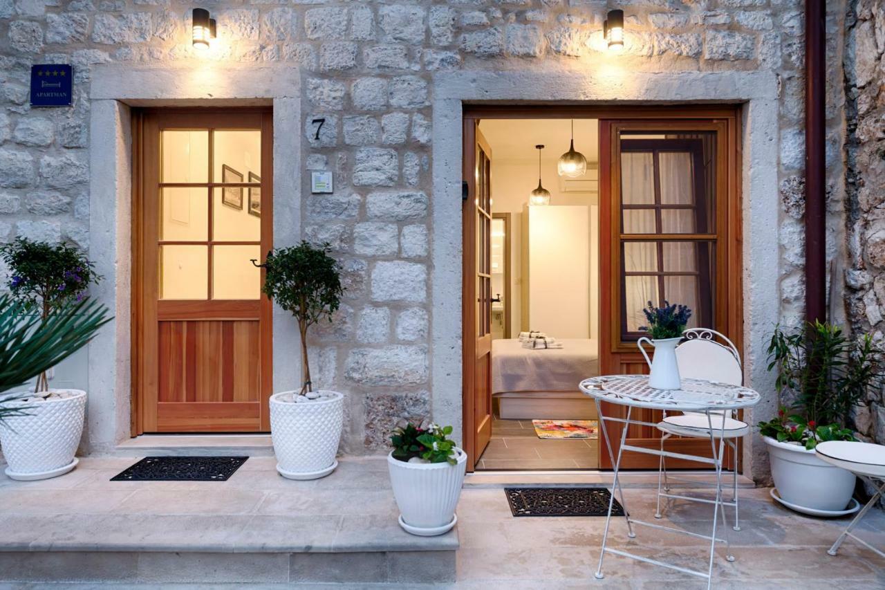 En Suite Room Demaria Komiza Exterior photo