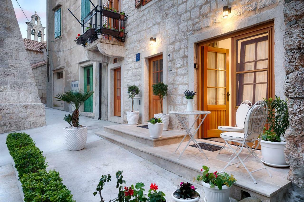 En Suite Room Demaria Komiza Exterior photo